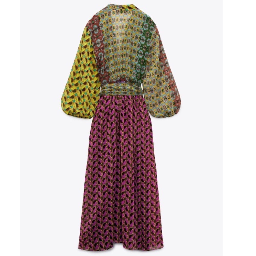 - Zara printed wrap Like Dress - Picture 10 of 12